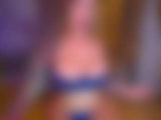 Live cam show with Hanna Byron - Grey Eyes on Camsoda