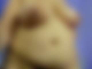 iris-torrez's Live Sex Cam Show