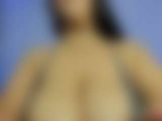 iris-torrez's Live Sex Cam Show