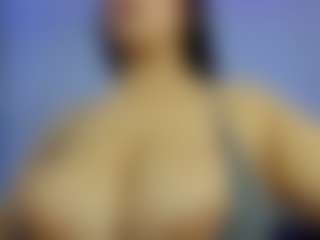 iris-torrez's Live Sex Cam Show