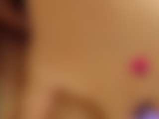 iris-torrez's Live Sex Cam Show
