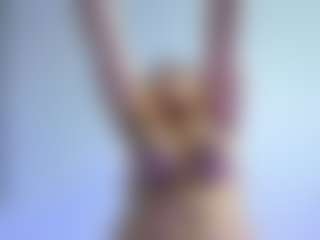iris-torrez's Live Sex Cam Show