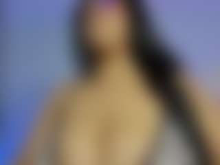 Live cam show with iris-torrez - Milk on Chatstar