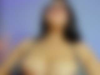 Live cam show with iris-torrez - Thong on sexylive.show