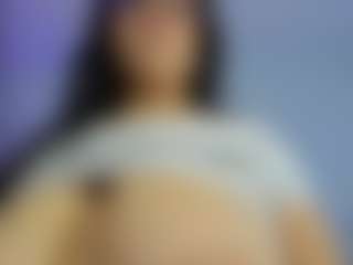 iris-torrez's Live Sex Cam Show