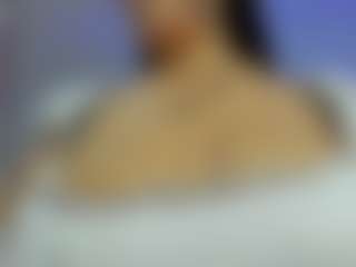 iris-torrez's Live Sex Cam Show