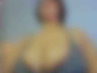 Live cam show with iris-torrez - Thick on liverealitysex.com