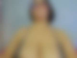 Live cam show with iris-torrez - Lactation on Camiplay Live