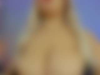 iris-torrez's Live Sex Cam Show