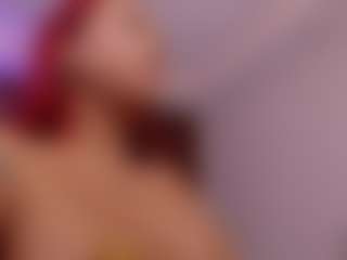 lucybeatifull's Live Sex Cam Show