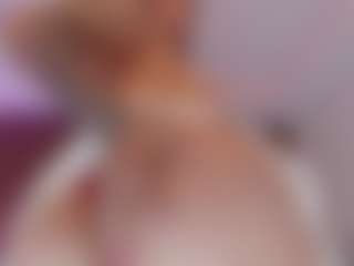 lucybeatifull's Live Sex Cam Show