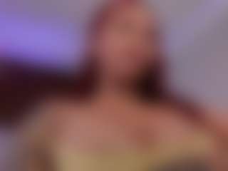 lucybeatifull MILF webcam performer live streaming
