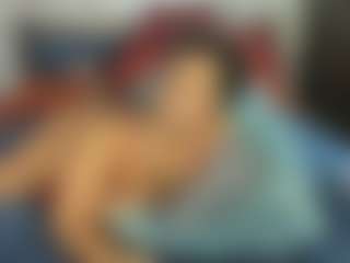 Sienna Divyne's Live Sex Cam Show