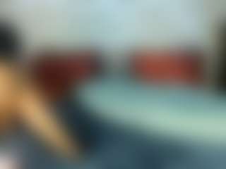 Live cam show with Sienna Divyne - Black Middle Aged on SinfulBabes