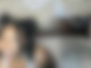 Live cam show with Sienna Divyne - Black MILF on Camming Site