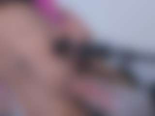 Live cam show with Ivanna Hunt - Spank on Instabang