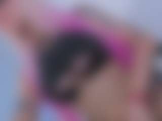 Live cam show with Ivanna Hunt - Orgasm on Gym Cam Girls
