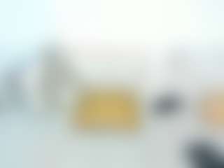 Live cam show with Cock Pleaser - Brown Eyes on AdultVida.com