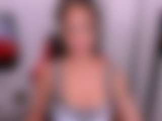 Live cam show with PamelaTemperament - Small Ass on SmokeAndPoke