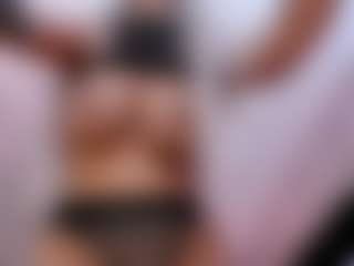 Live cam show with yuukenzi - College on Gym Cam Girls