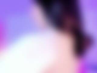 Live cam show with EmilieSaenz - Tongue on SpankPalCams