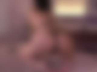 Live cam show with Elle Diane 👑 - Athletic Cosplay on sexylive.show