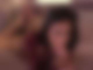 Show live cam dengan Elle Diane 👑 - Student di Camsoda