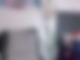 Live cam show with AlanisMorgan - Shaved on livesuperchat.net
