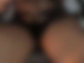 Live cam show with AlanisMorgan - Shaved on Camsoda