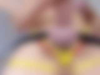Live cam show with Chloe Miller - Flat Chested on madthumbs