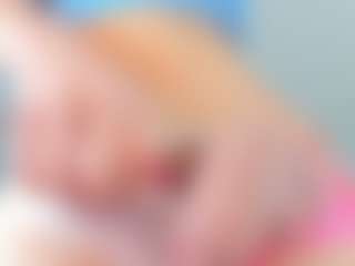 Live cam show with Chloe Miller - Flat Chested on Camming Site
