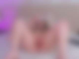 Live cam show with MadelynnGray - Body Massage on Strip Flash - Live Sex Shows