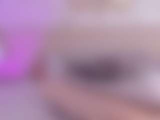 Live cam show with MadelynnGray - Interactivetoy on https://playwithruby.com