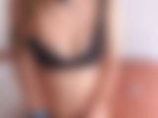 Live-Cam-Show mit AyraLust - Bedroom Red Hair auf Camsoda