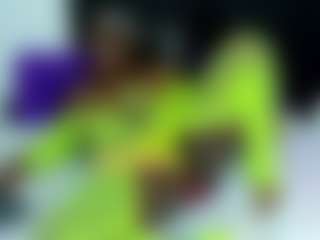 Yhendelyn Stone's Live Sex Cam Show