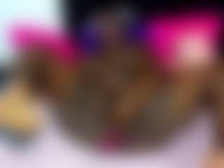 Yhendelyn Stone's Live Sex Cam Show