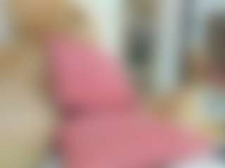 Live cam show with prettysharick - Average on Hubzter Live