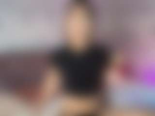 Live cam show with Emylie sexy body - Petite on liverealitysex.com