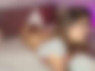 Emylie sexy body's Live Sex Cam Show