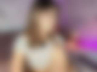 Emylie sexy body's Live Sex Cam Show