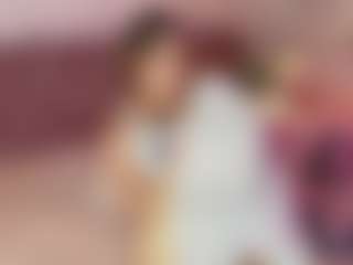 Live cam show with Emylie sexy body - Nipple Play on Lustler