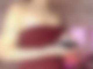 Live cam show with Emylie sexy body - Nipple Play on CamSodaAdn