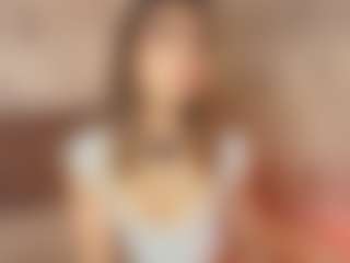 Live cam show with Emylie sexy body - Striptease Latina on AdultVida.com