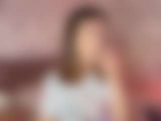 Live cam show with Emylie sexy body - Skinny on Stripli.com