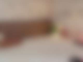 Live cam show with Emylie sexy body - Nipple Play on Camsoda Late Night