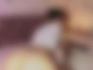 Emylie sexy body's Live Sex Cam Show