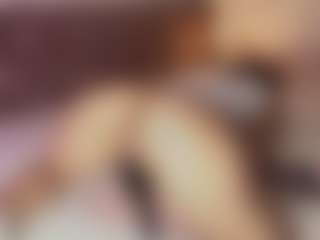 Emylie sexy body's Live Sex Cam Show