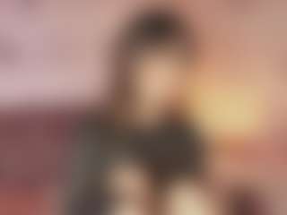 Live cam show with Emylie sexy body - Nipple Play on CamwithHer