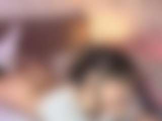 Emylie sexy body's Live Sex Cam Show