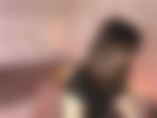 Live cam show with Emylie sexy body - Nipple Play on xfollow cams